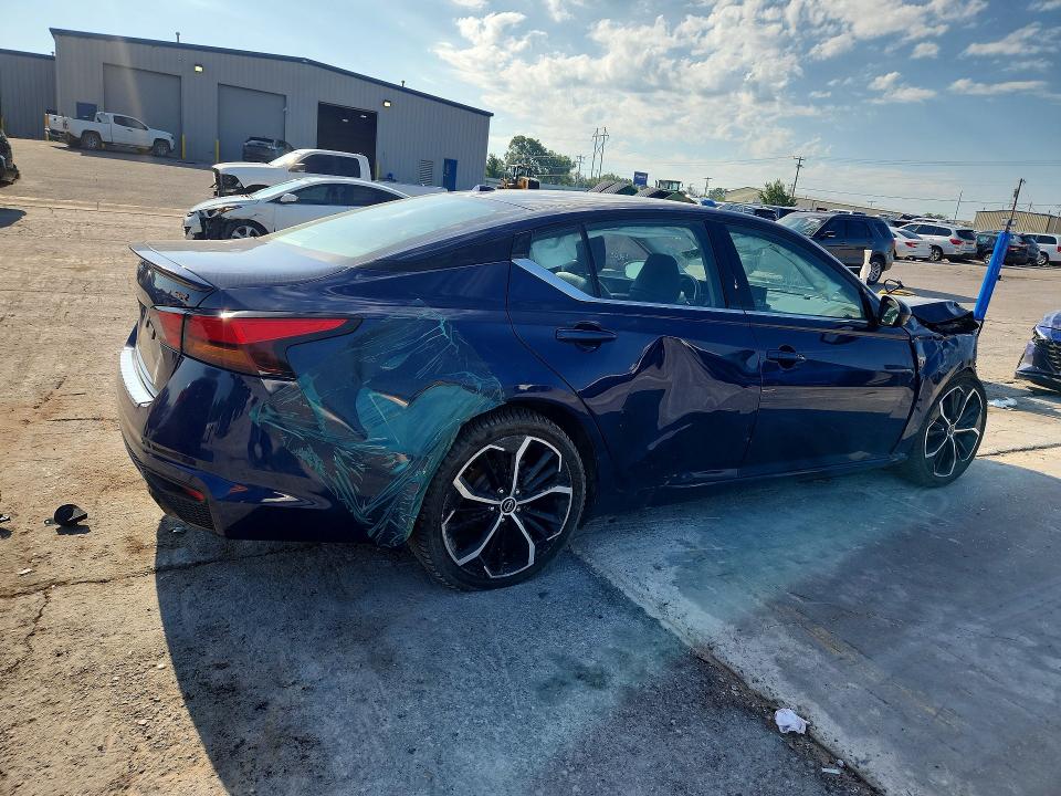 59162616 :رقم المزاد ، 1N4BL4CV5PN305334 vin ، 2023 Nissan Altima مزاد بيع