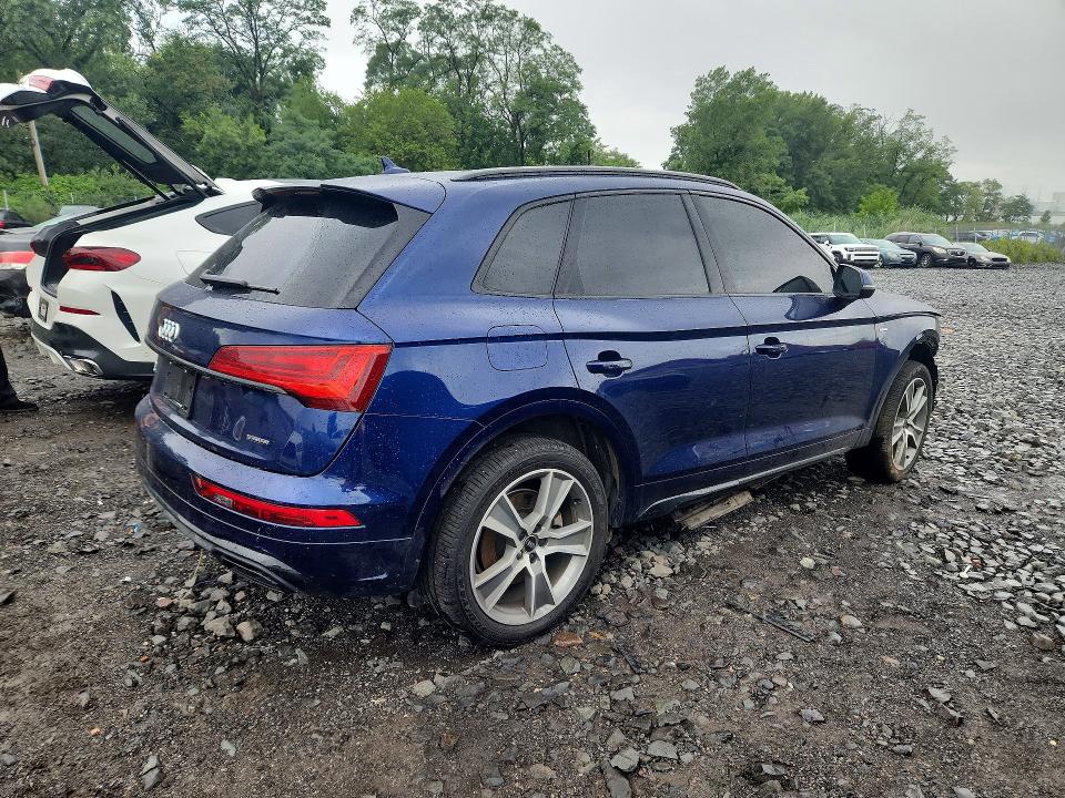 61573656 :رقم المزاد ، WA1GAAFYXS2052347 vin ، 2025 Audi Q5 مزاد بيع