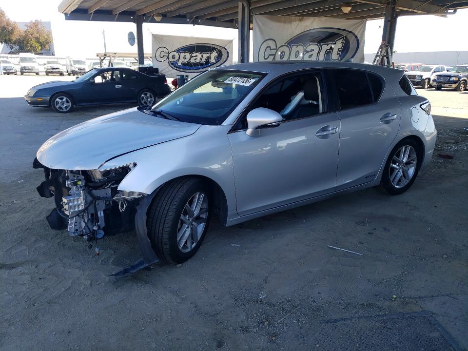 2015 Lexus Ct მანქანა იყიდება აუქციონზე, vin: JTHKD5BH3F2213744, აუქციონის ნომერი: 60472106