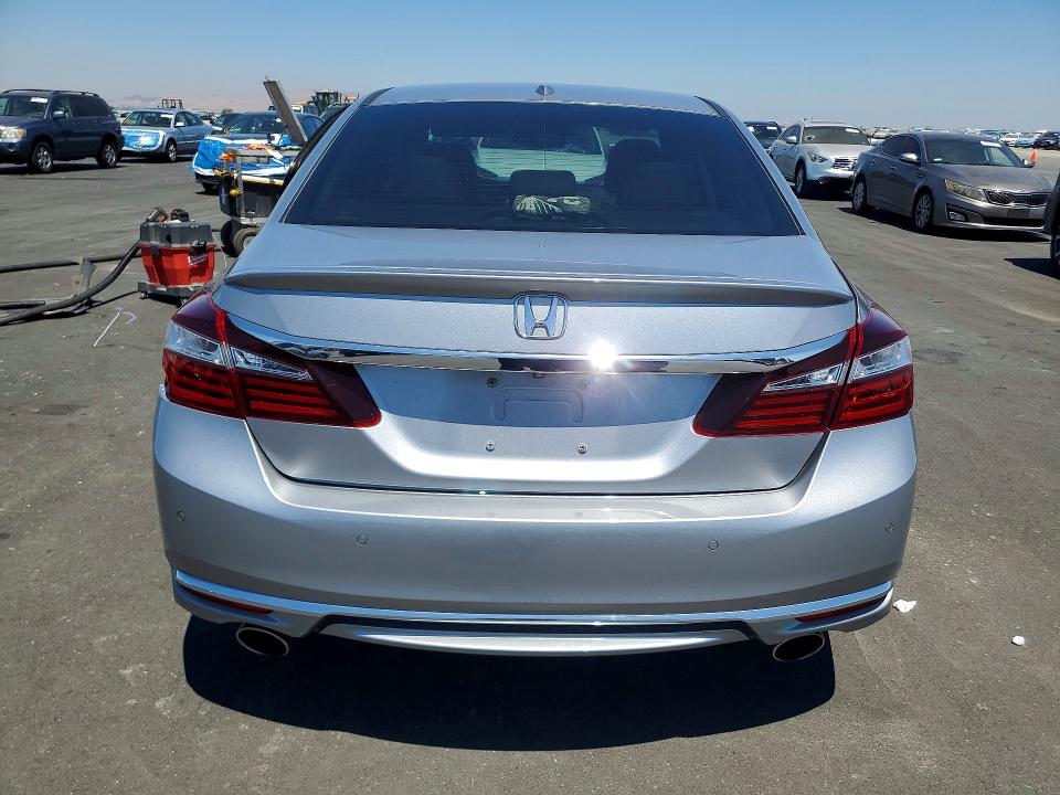 Продаж на аукціоні авто 2017 Honda Accord, vin: 1HGCR3F93HA037495, номер лоту: 63253556