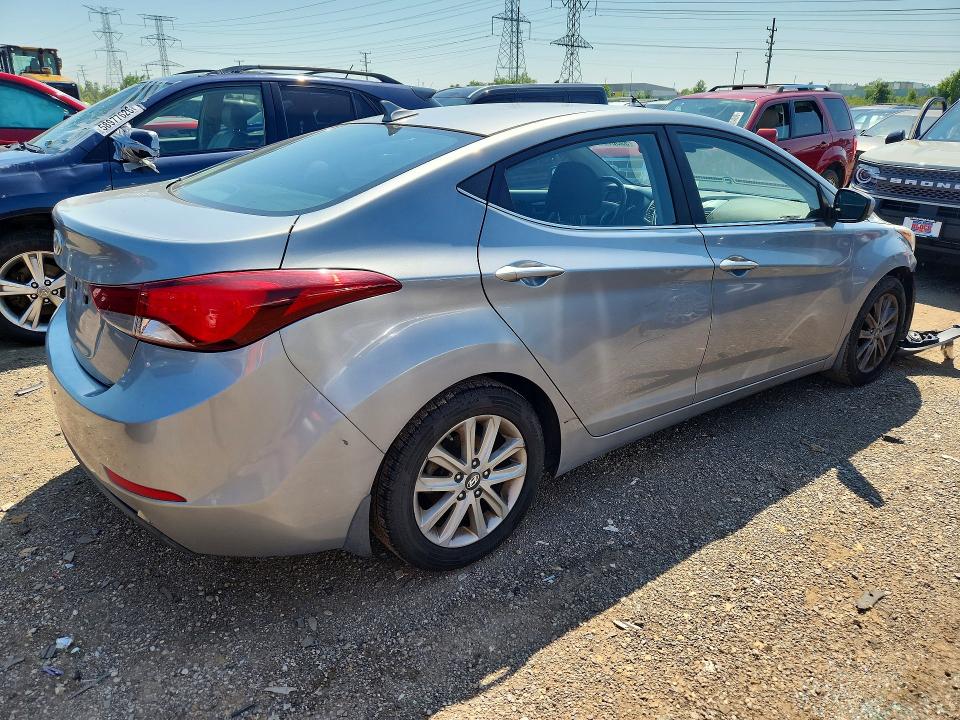 59587306 :رقم المزاد ، KMHDH4AE4FU297735 vin ، 2015 Hyundai Elantra مزاد بيع