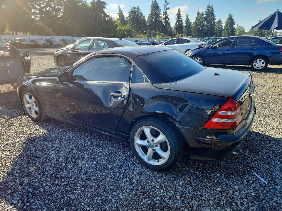 2001 Mercedes-benz Slk მანქანა იყიდება აუქციონზე, vin: WDBKK65F31F209930, აუქციონის ნომერი: 62531896