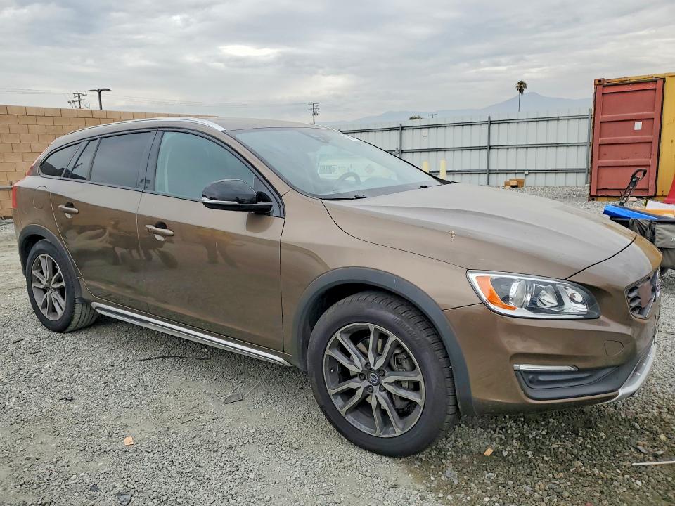 Продаж на аукціоні авто 2018 Volvo V60 Cross Country, vin: YV440MWK9J2058483, номер лоту: 59017696