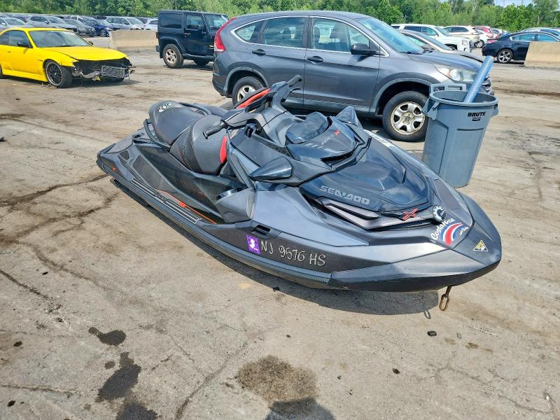 60481466 :رقم المزاد ، YDV15673I223 vin ، 2023 Sea-doo Rxp-x 300 مزاد بيع