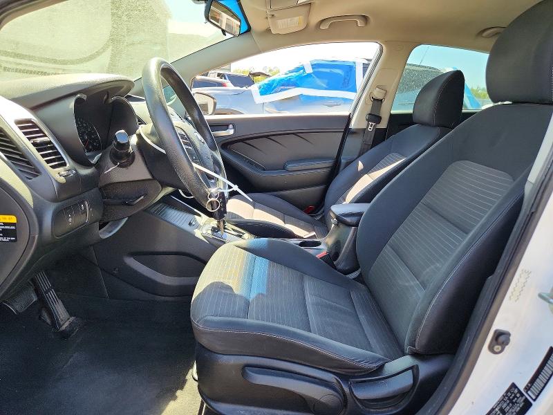 61636106 :رقم المزاد ، 3KPFL4A71HE013024 vin ، 2017 Kia Forte مزاد بيع