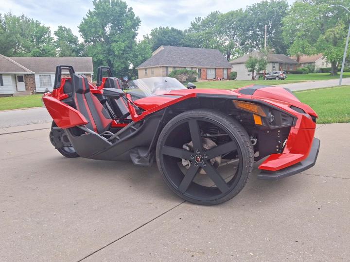 Продаж на аукціоні авто 2015 Polaris Slingshot, vin: 57XAAPFA2F5103076, номер лоту: 63433316