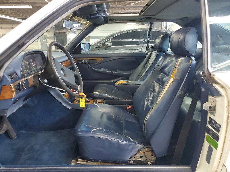 61250446 :رقم المزاد ، WDBCA44A3EA019226 vin ، 1984 Mercedes-benz 500 مزاد بيع