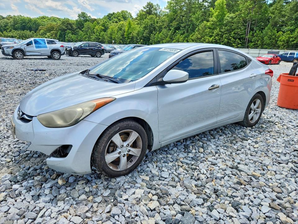 2013 Hyundai Elantra მანქანა იყიდება აუქციონზე, vin: 5NPDH4AE7DH266653, აუქციონის ნომერი: 58729836