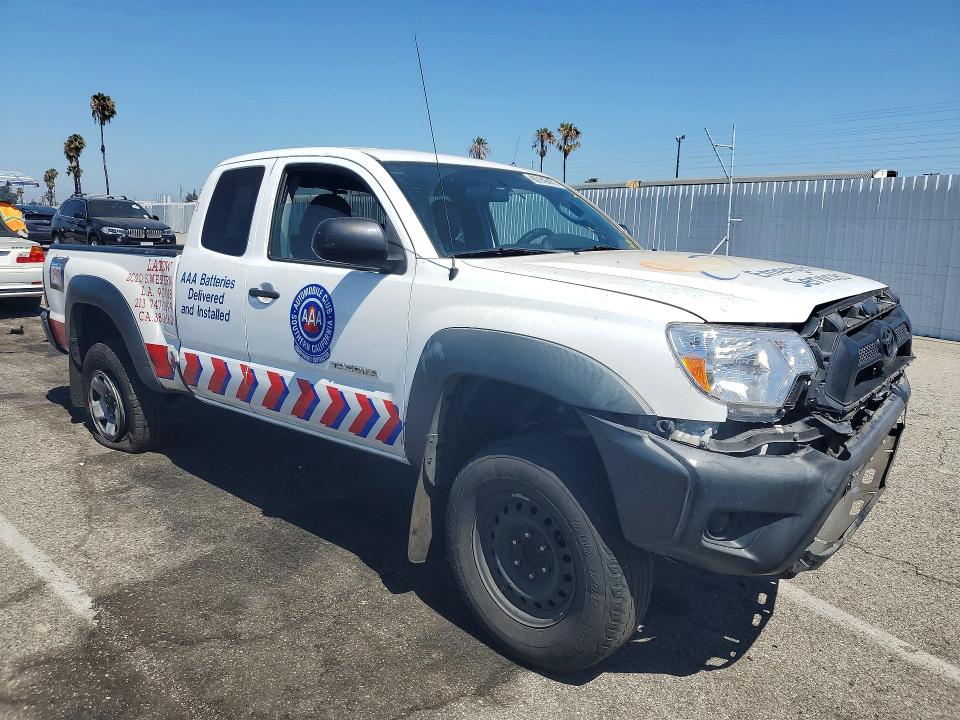 60149406 :رقم المزاد ، 5TFTX4GN3EX033364 vin ، 2014 Toyota Tacoma مزاد بيع