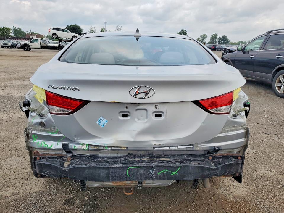 62409166 :رقم المزاد ، 5NPDH4AE8CH069988 vin ، 2012 Hyundai Elantra مزاد بيع