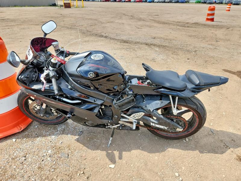 62526316 :رقم المزاد ، JYARJ12E06A002249 vin ، 2006 Yamaha Yzfr6 مزاد بيع