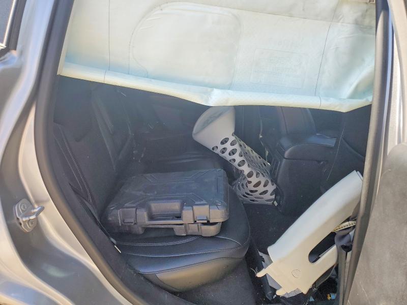 62710166 :رقم المزاد ، 3C4NJCBB8JT293167 vin ، 2018 Jeep Compass مزاد بيع