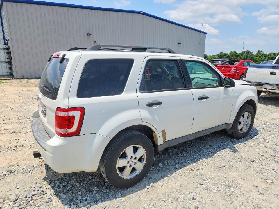 2012 Ford Escape მანქანა იყიდება აუქციონზე, vin: 1FMCU0D78CKB26586, აუქციონის ნომერი: 58974276