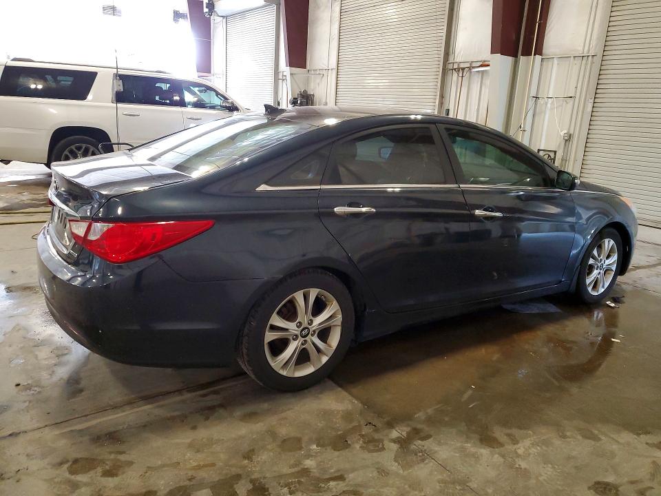 62234146 :رقم المزاد ، 5NPEC4AC1DH771122 vin ، 2013 Hyundai Sonata مزاد بيع