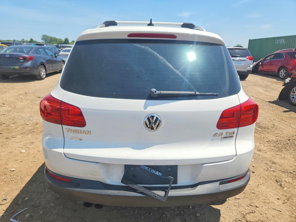 2014 Volkswagen Tiguan მანქანა იყიდება აუქციონზე, vin: WVGBV3AX5EW526812, აუქციონის ნომერი: 62874126