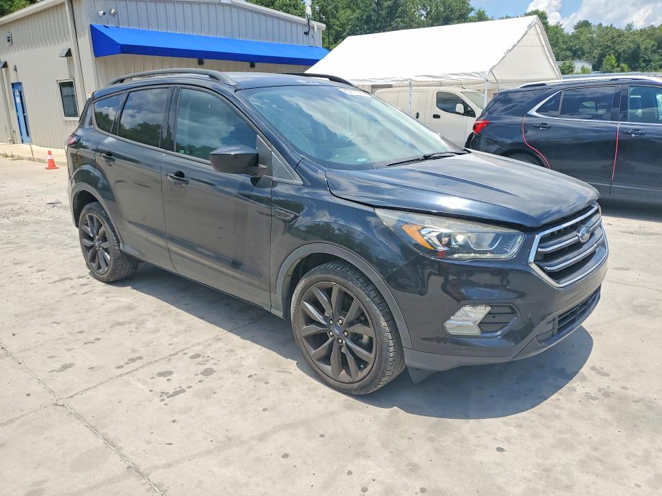 Продажа на аукционе авто 2018 Ford Escape, vin: 1FMCU0HD4JUC73179, номер лота: 60057726
