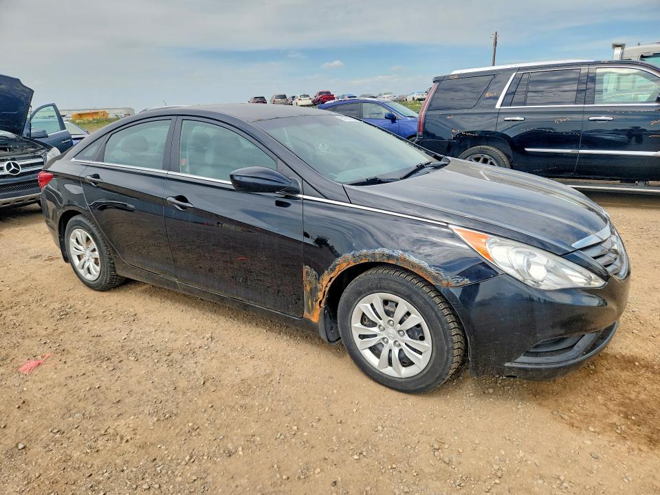 61763766 :رقم المزاد ، 5NPEB4AC8BH257851 vin ، 2011 Hyundai Sonata مزاد بيع
