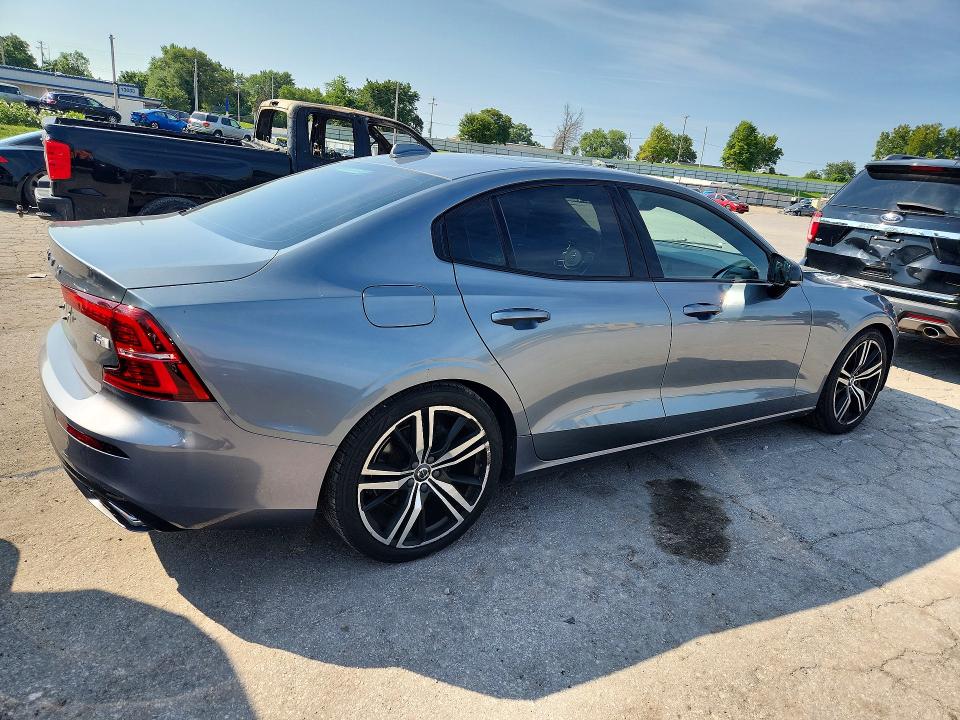 63118036 :رقم المزاد ، 7JR102FM5KG013249 vin ، 2019 Volvo S60 مزاد بيع