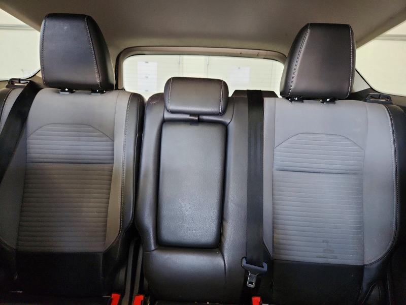 Продажа на аукционе авто 2017 Ford Escape, vin: 1FMCU9GD4HUA43433, номер лота: 62821366