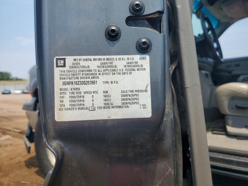 59370616 :رقم المزاد ، 3GNFK16Z32G257661 vin ، 2002 Chevrolet Suburban مزاد بيع