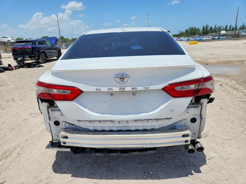 60850196 :رقم المزاد ، 4T1B11HK9KU175937 vin ، 2019 Toyota Camry مزاد بيع