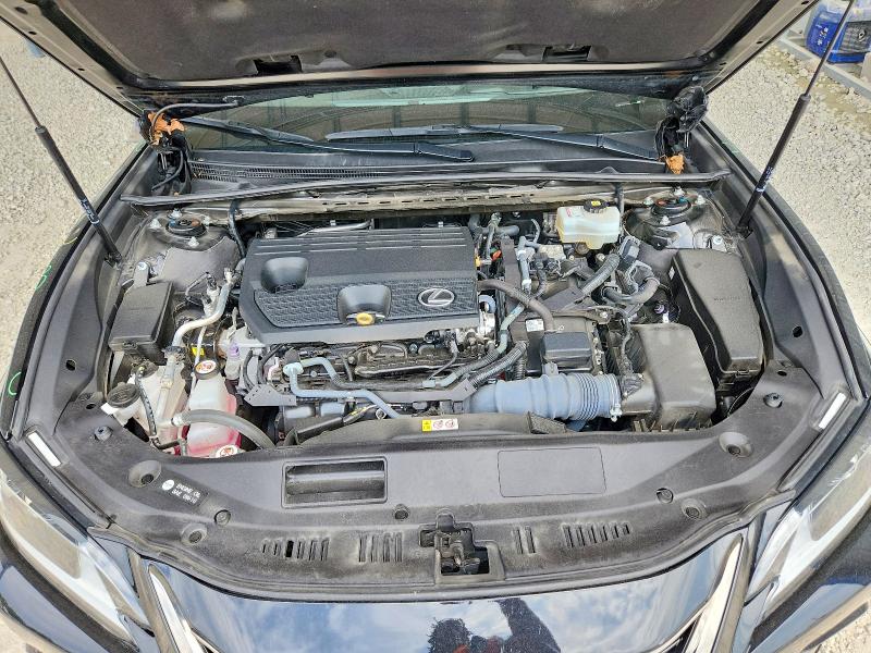60819476 :رقم المزاد ، 58AGA1C19NU023013 vin ، 2022 Lexus Es 300h مزاد بيع