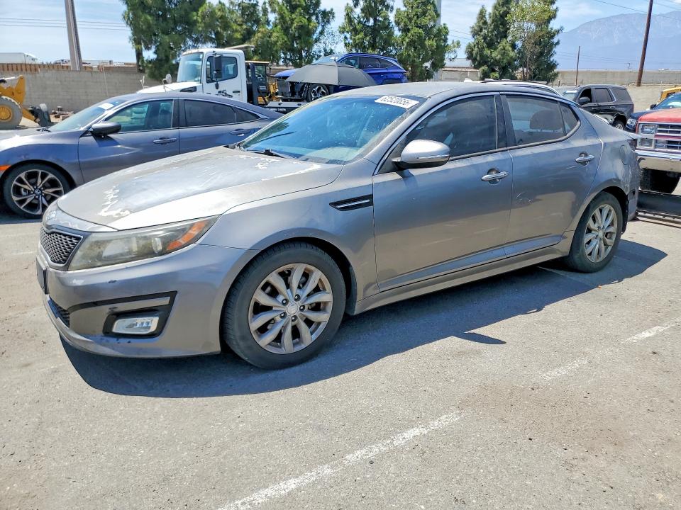 2015 Kia Optima მანქანა იყიდება აუქციონზე, vin: 5XXGN4A76FG495752, აუქციონის ნომერი: 62520656