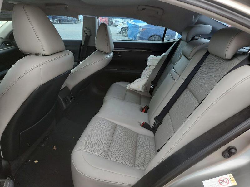 61886906 :رقم المزاد ، 58ABK1GG0GU025547 vin ، 2016 Lexus Es مزاد بيع