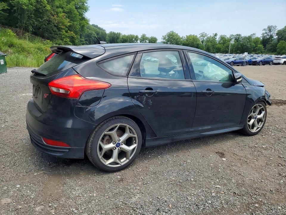 60854736 :رقم المزاد ، 1FADP3L99GL224357 vin ، 2016 Ford Focus مزاد بيع