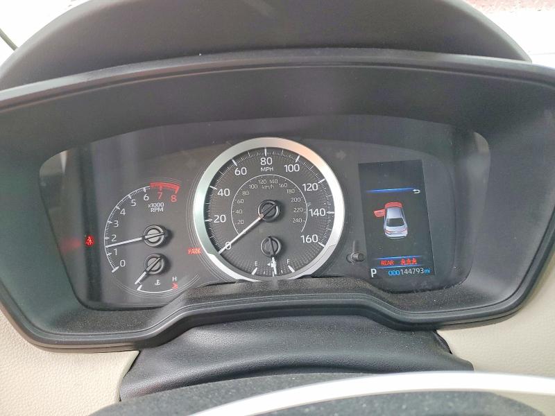 61356796 :رقم المزاد ، 5YFEPMAEXNP359324 vin ، 2022 Toyota Corolla مزاد بيع