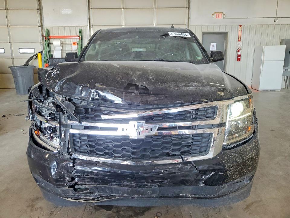 Продаж на аукціоні авто 2015 Chevrolet Suburban, vin: 1GNSKJKC4FR188369, номер лоту: 62806436