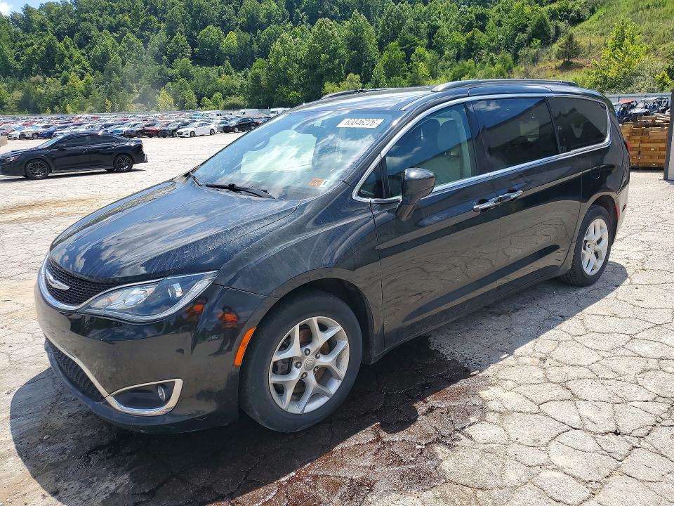 Aukcja sprzedaży 2018 Chrysler Pacifica, vin: 2C4RC1FG0JR157401, numer aukcji: 63046226