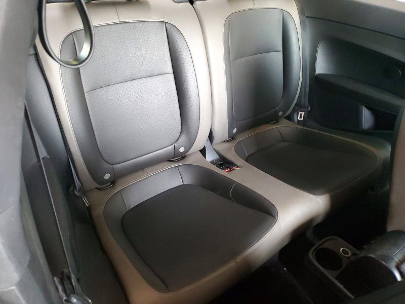 2015 Volkswagen Beetle მანქანა იყიდება აუქციონზე, vin: 3VWF17AT9FM629445, აუქციონის ნომერი: 59324136