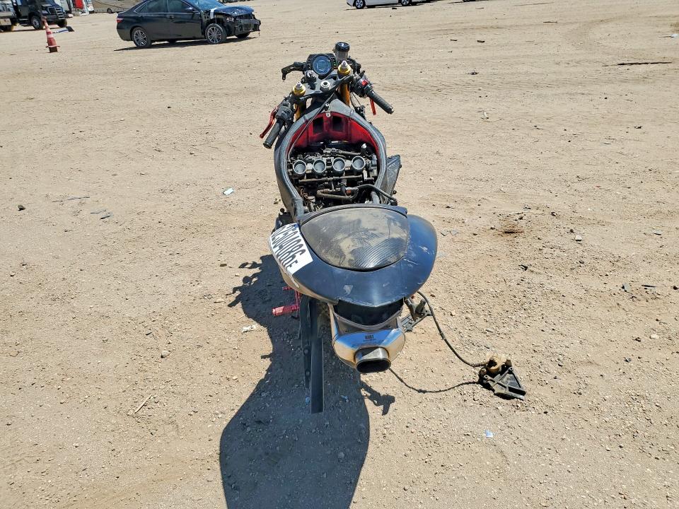 62504086 :رقم المزاد ، JKBZXJC166A046857 vin ، 2006 Kawasaki Zx636 مزاد بيع