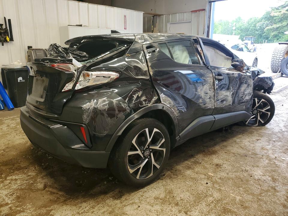 60126826 :رقم المزاد ، NMTKHMBX6JR040762 vin ، 2018 Toyota C-hr مزاد بيع