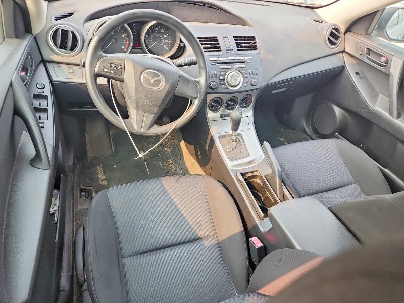 60970526 :رقم المزاد ، JM1BL1UG0B1422358 vin ، 2011 Mazda 3 4d I Spt مزاد بيع