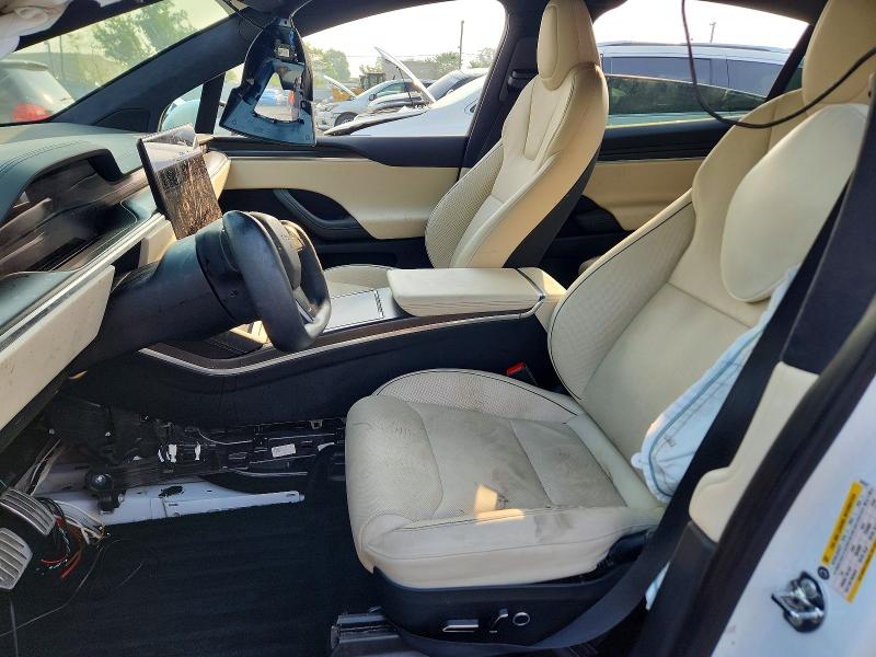 Продажа на аукционе авто 2022 Tesla Model X, vin: 7SAXCBE67NF338344, номер лота: 61428926