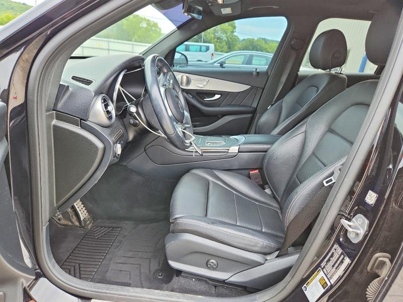 62402696 :رقم المزاد ، W1N0G8DB9MF926611 vin ، 2021 Mercedes-benz Glc مزاد بيع