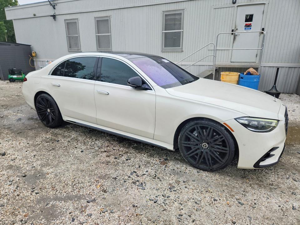 60310456 :رقم المزاد ، W1K6G7GB4NA070274 vin ، 2022 Mercedes-benz S مزاد بيع