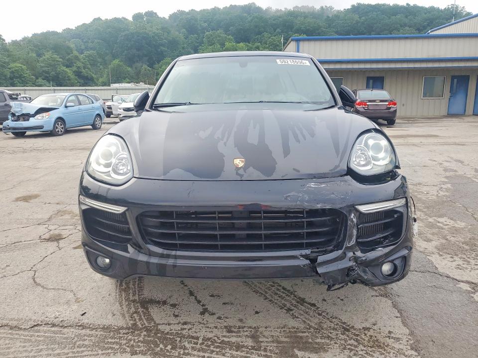 59218656 :رقم المزاد ، WP1AF2A24GKA40920 vin ، 2016 Porsche Cayenne مزاد بيع