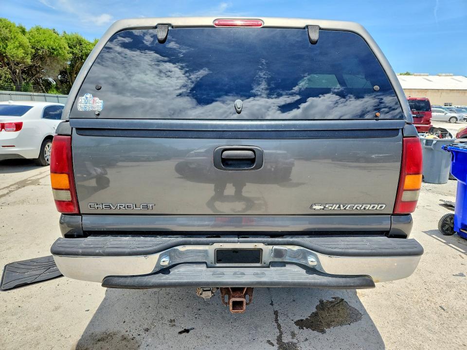 Продажа на аукционе авто 2000 Chevrolet Silverado, vin: 1GCGK29UXYE158161, номер лота: 59784336