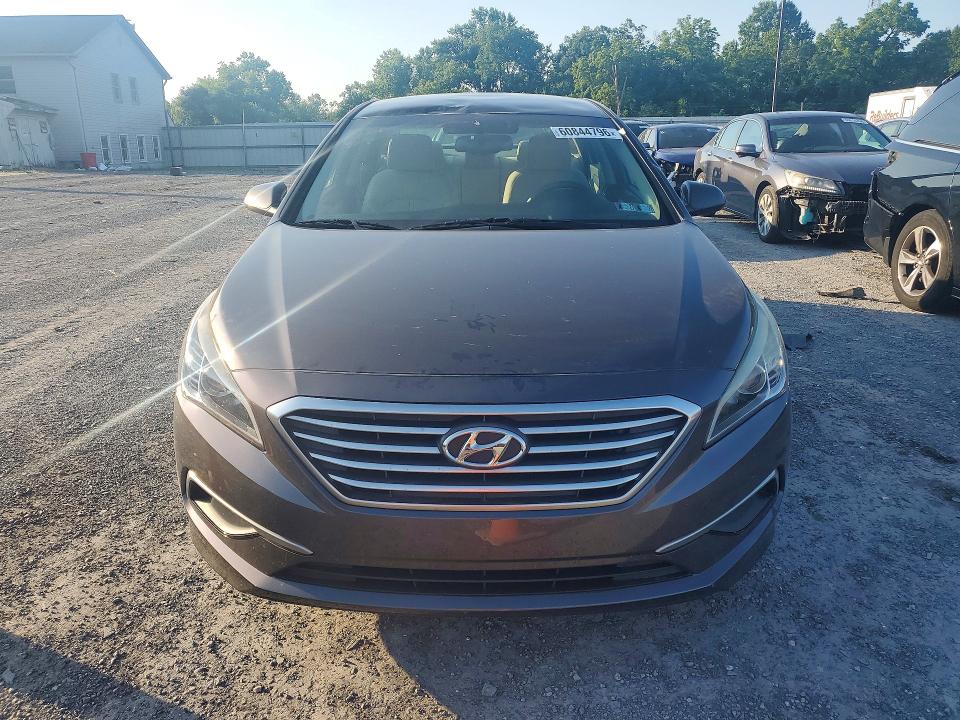 2017 Hyundai Sonata მანქანა იყიდება აუქციონზე, vin: 5NPE24AF9HH450996, აუქციონის ნომერი: 60844796