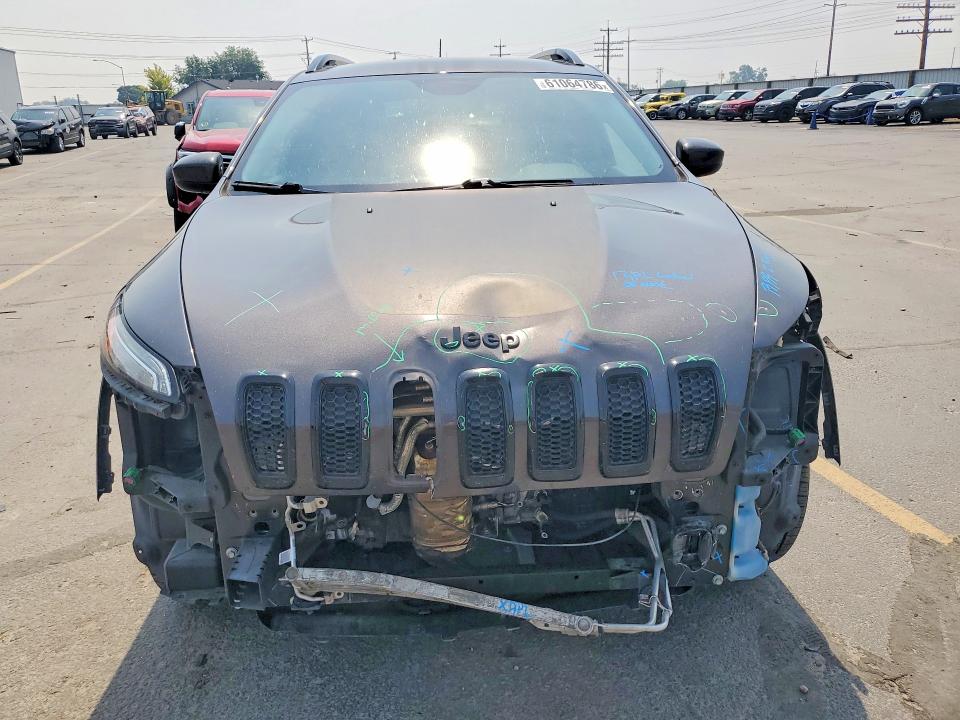 Продаж на аукціоні авто 2018 Jeep Cherokee, vin: 1C4PJMCX3JD501809, номер лоту: 61064786
