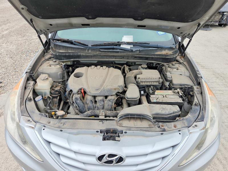 61365886 :رقم المزاد ، 5NPEB4AC3CH484558 vin ، 2012 Hyundai Sonata مزاد بيع