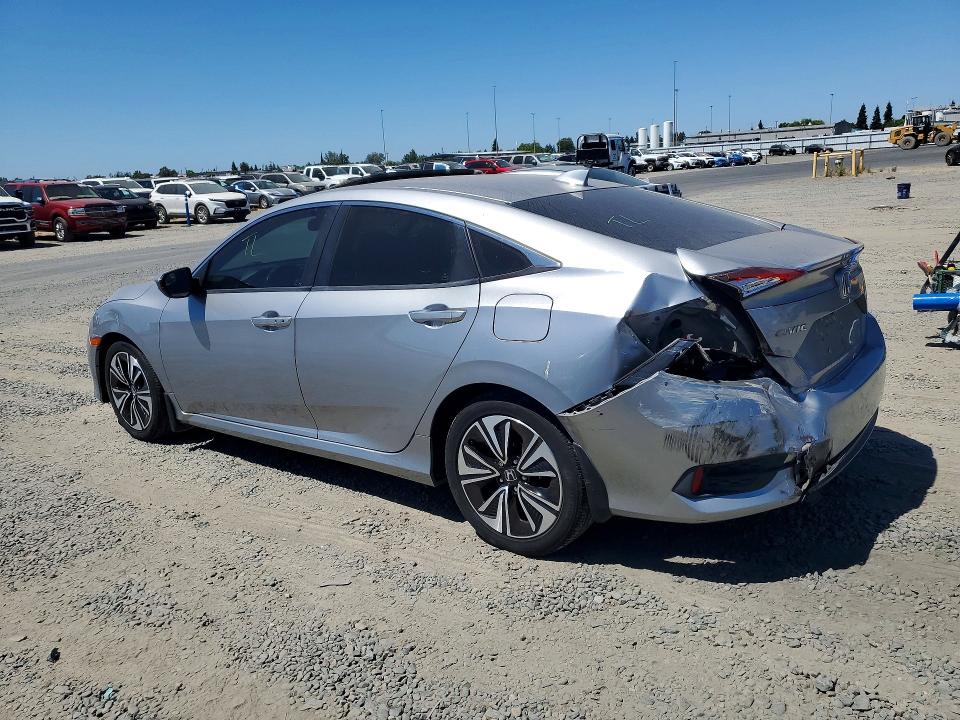 Продажа на аукционе авто 2018 Honda Civic, vin: JHMFC1F72JX043757, номер лота: 61221606