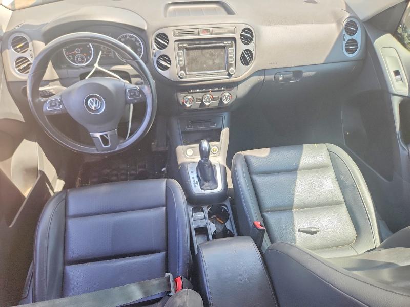 2014 Volkswagen Tiguan მანქანა იყიდება აუქციონზე, vin: WVGBV3AX5EW526812, აუქციონის ნომერი: 62874126