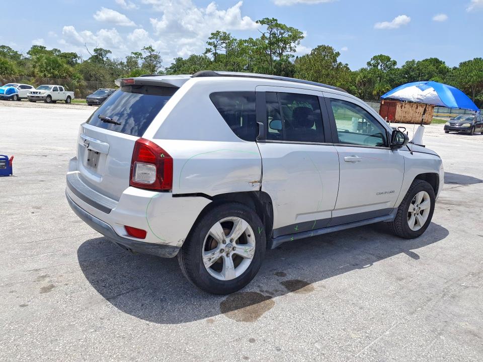2014 Jeep Compass მანქანა იყიდება აუქციონზე, vin: 1C4NJCBB8ED539520, აუქციონის ნომერი: 61216176