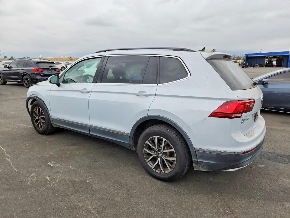 59320976 :رقم المزاد ، 3VV3B7AX6JM208721 vin ، 2018 Volkswagen Tiguan مزاد بيع