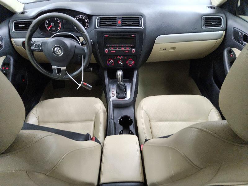 61499776 :رقم المزاد ، 3VWD07AJ0EM357052 vin ، 2014 Volkswagen Jetta مزاد بيع