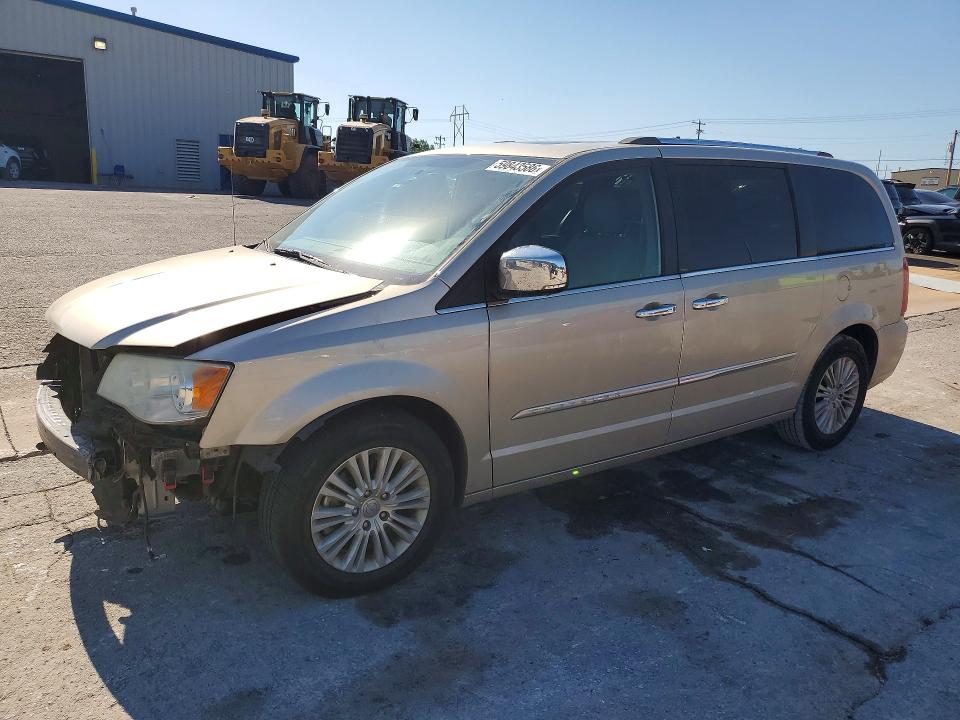 Auction sale of the 2013 Chrysler Town & Country, vin: 2C4RC1GG2DR664948, lot number: 59843586
